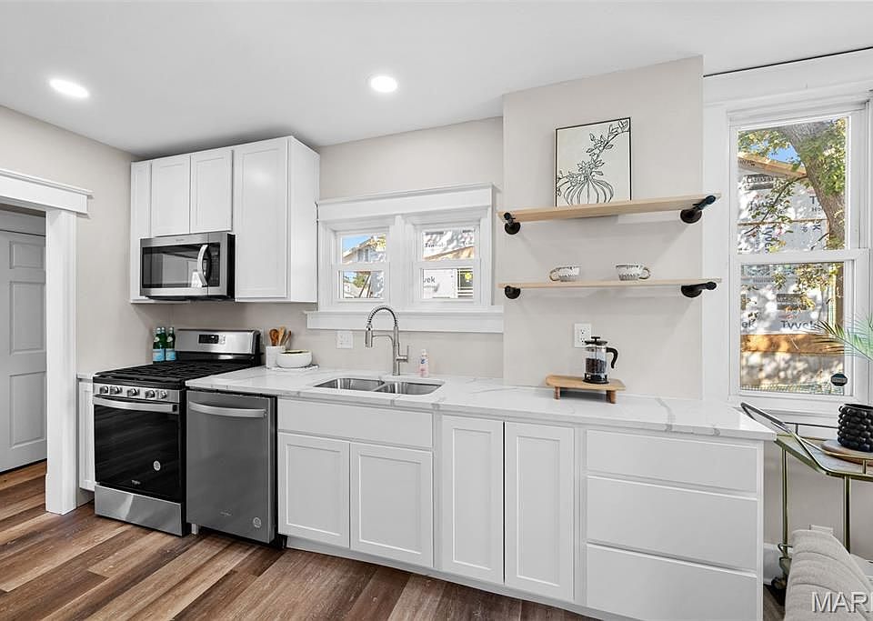 1st image of 712 Angenette Ave