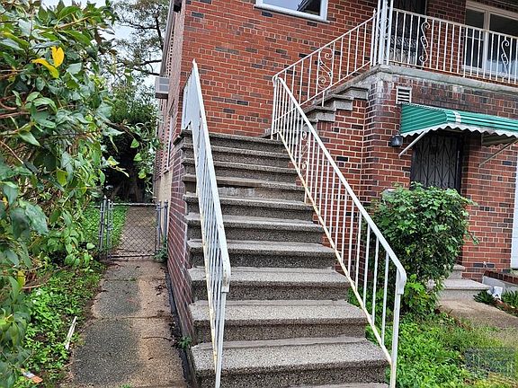 2nd image of 2421 N Fish Ave