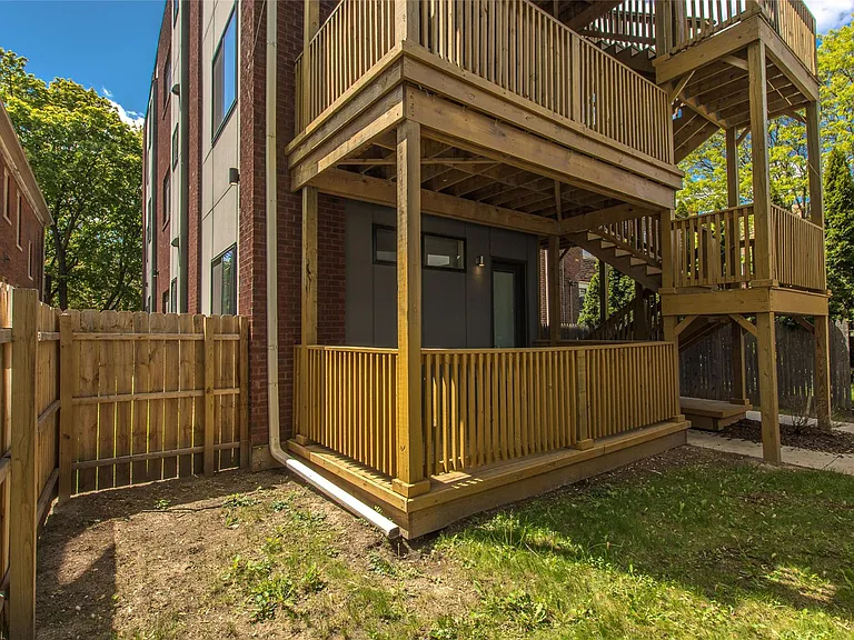 4530 Commonwealth St #1 — Photo 50