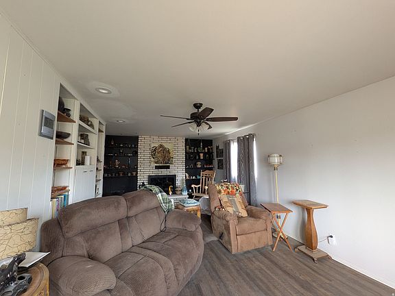 5th image of 415 N 5th St