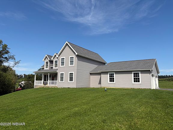 3rd image of 285 Gearhart Rd