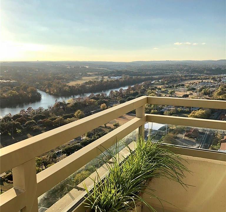 1st image of 300 Bowie St APT 2903