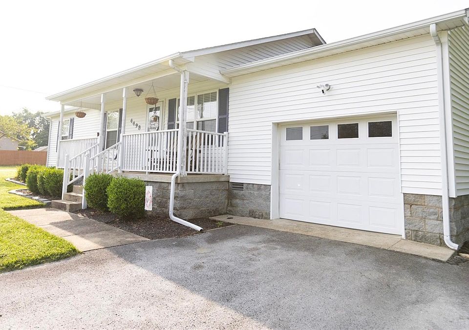 1st image of 4498 Woodstone Dr