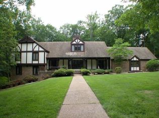 520 Farnham Dr, North Chesterfield, VA 23236