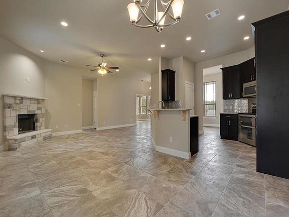 5th image of 208 Venture Blvd S