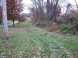 1090 Kendale Rd, Red Lion, PA 17356