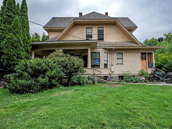 2nd image of 538 Lincoln St