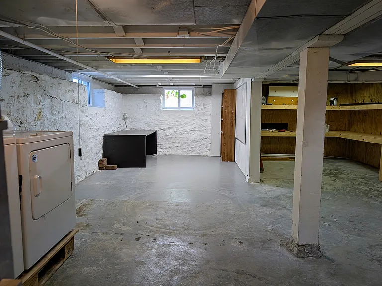 5800 Floyd St — Photo 18