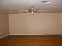 4th image of 1030 Redondo Dr