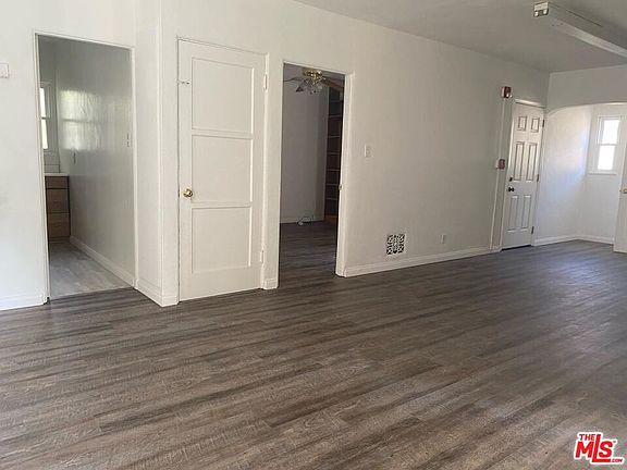5th image of 3751 Hughes Ave