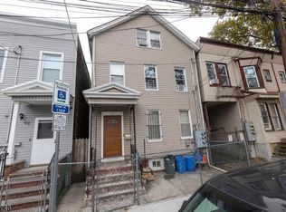 70 Cutler St, Newark, NJ 07104