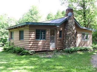 8176 N Portage Ter, Hayward, WI 54843