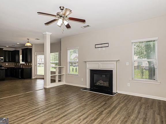 4th image of 358 M J McCarthy Way