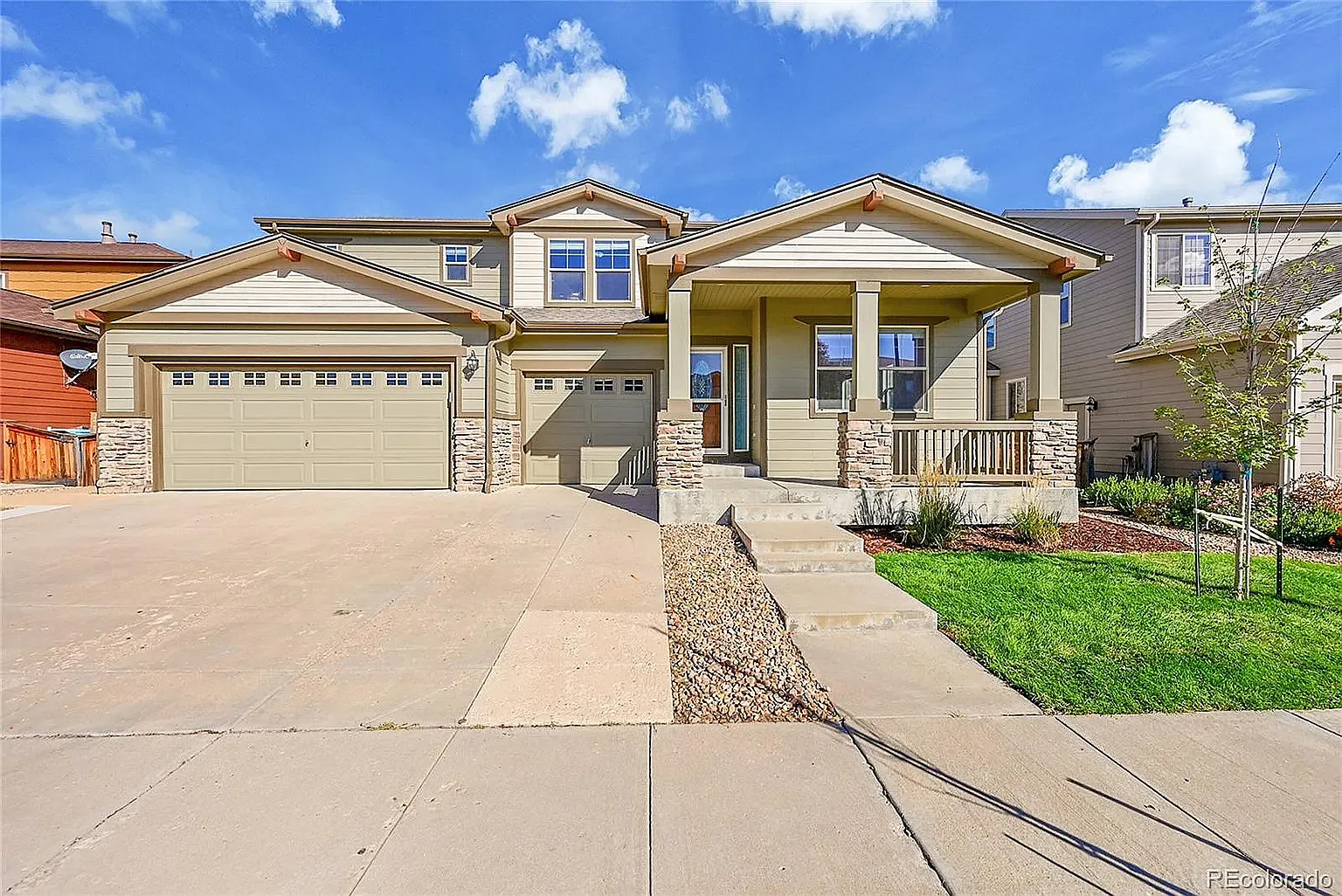 5 bed, 4249 sqft, $800 — Photo 1