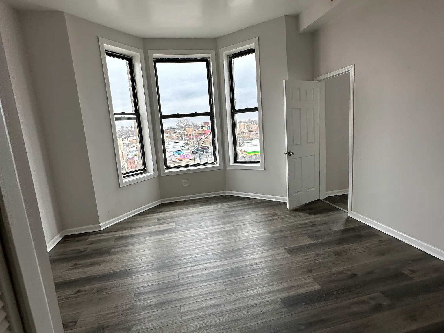 2 bed, $1,500 — Photo 2