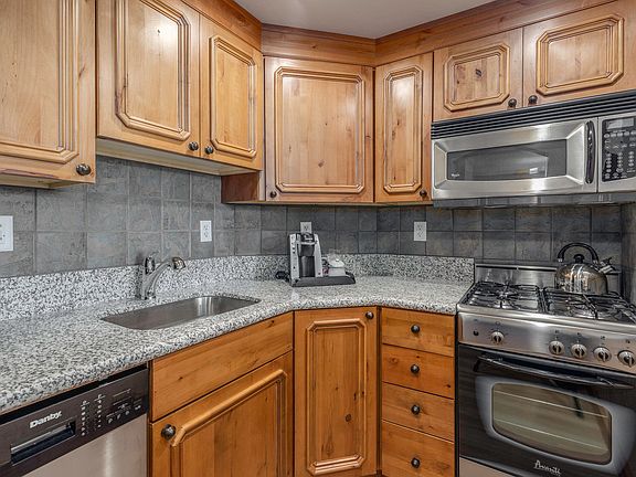 5th image of 840 Bigler Ln APT 201