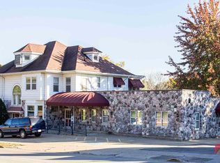 201 8th Ave #11, Baraboo, WI 53913