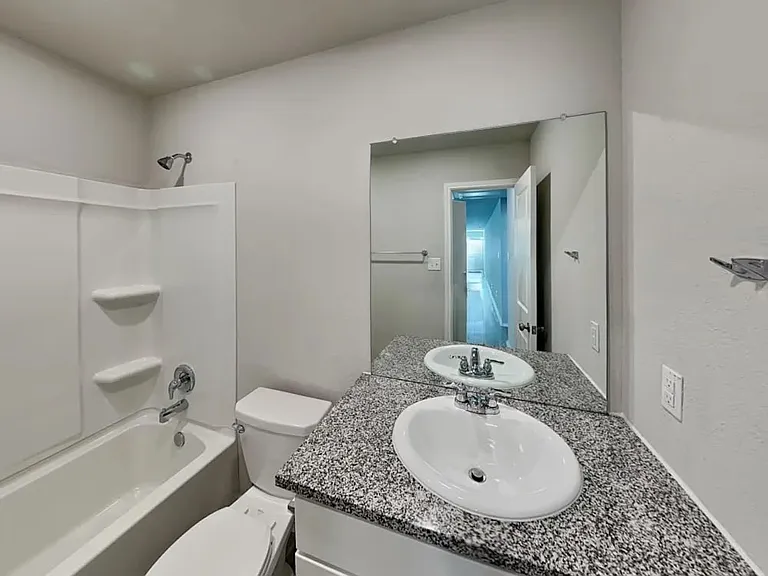 6115 Briscoe Leaf — Photo 6