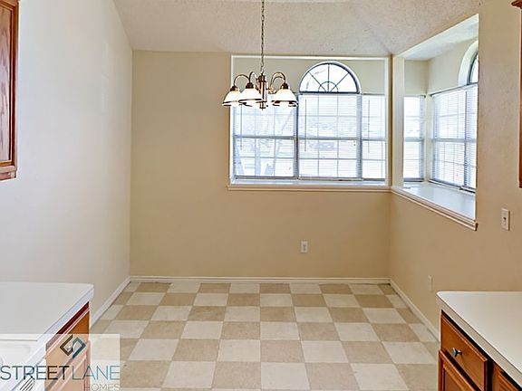 4th image of 3102 Timber Creek Dr