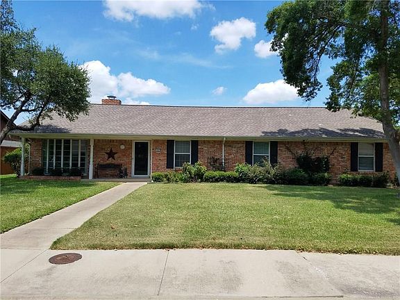 4th image of 1607 Woodcrest Ln