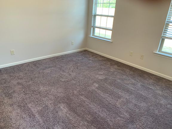 4th image of 447 Buena Vista Way