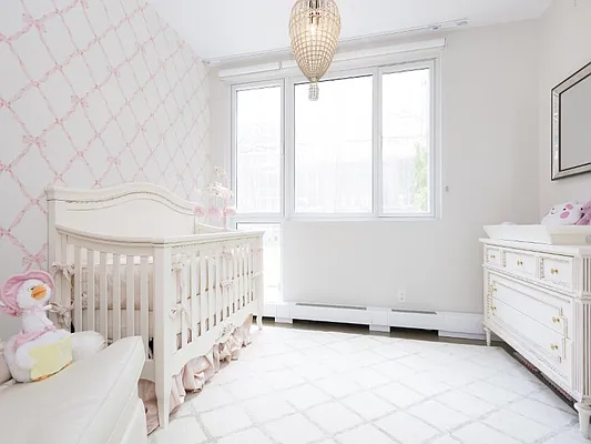 Sold by Sotheby's International Realty | media 23