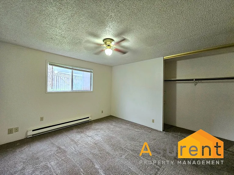 65 Woolen Way — Photo 8