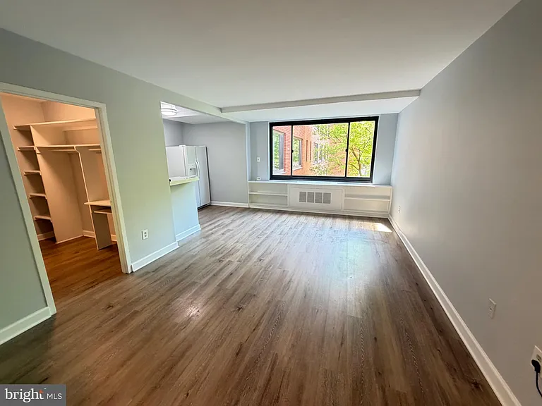 1021 Arlington Blvd #601 — Photo 4