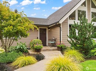 115 Steelhead Dr, Silver Creek, WA 98585