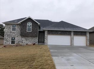 3578 W Overland St, Springfield, MO 65807