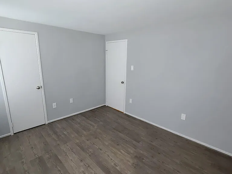 10724 Lester St — Photo 21