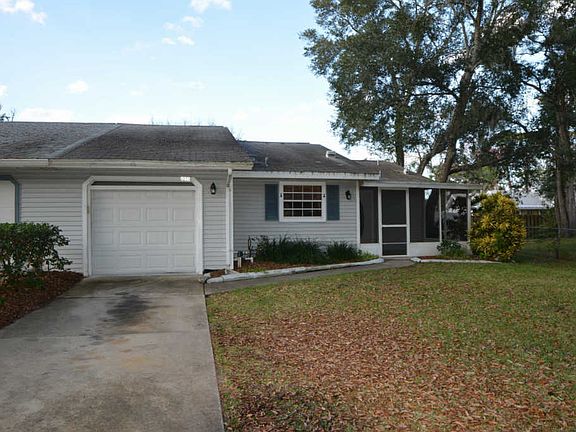 3rd image of 1051 Amber Cir