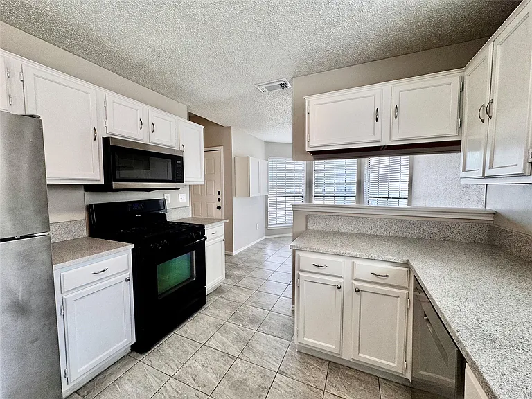 4206 Boatwright Cv — Photo 4