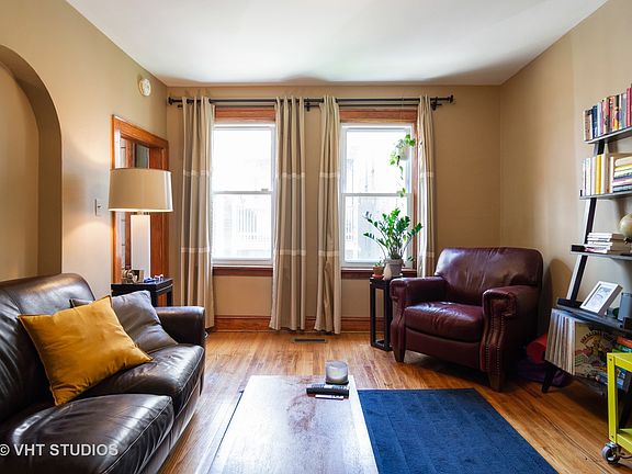 2nd image of 2613 W Cortez St Unit Ch1