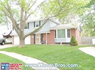 5511 Quail Ridge Cir, Lincoln, NE 68516