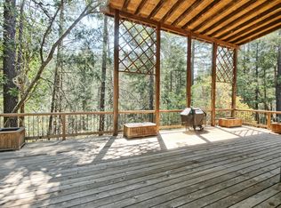 939 Beaver Creek Rd, Jacksonville, OR 97530