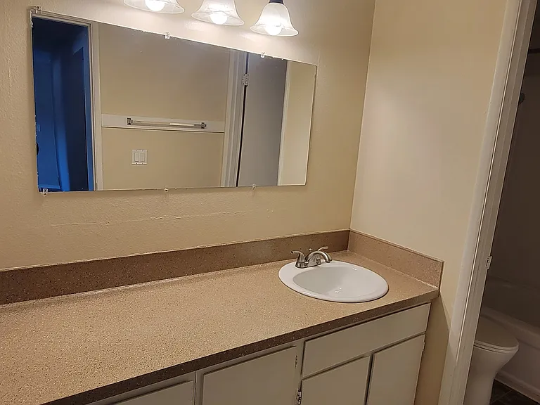 23134 NE Halsey St #10 — Photo 22