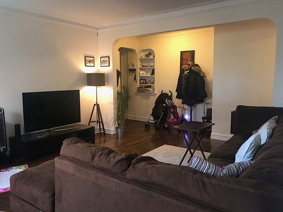 3rd image of 6981 108th St APT 5H