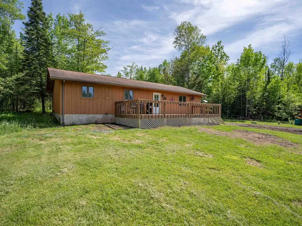 9076 E Moonshine Rd, South Range, WI 54874