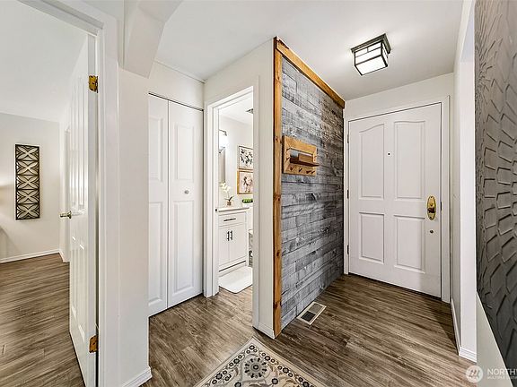 3rd image of 9901 NE 124th Street #503