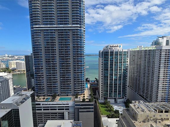 3rd image of 1060 Brickell Ave APT 3605