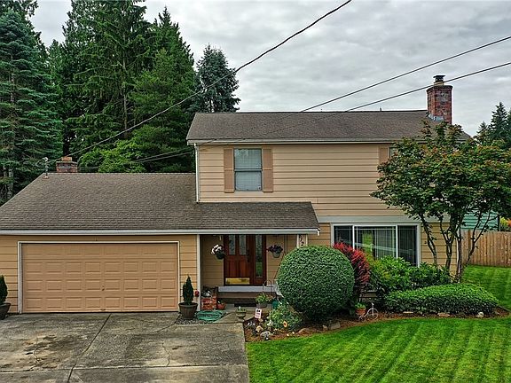 4th image of 8123 54th Dr NE