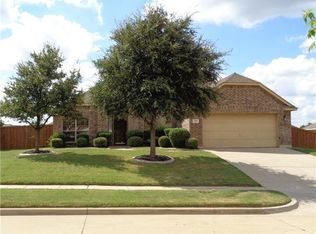1015 Hollow Creek Dr, Cedar Hill, TX 75104