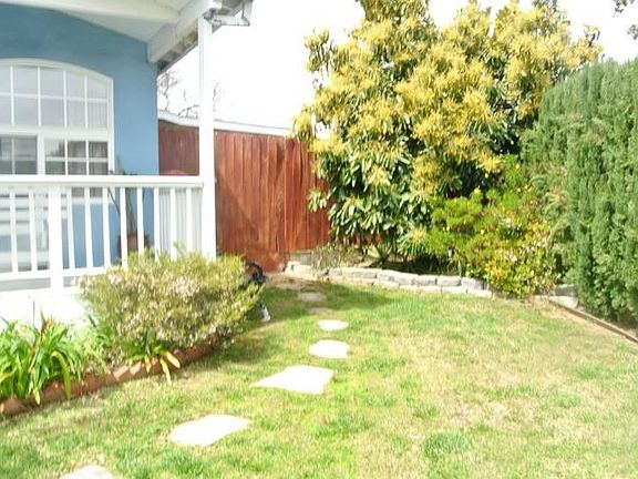 4th image of 22901 Anza Ave