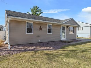 1220 Green St, Onalaska, WI 54650