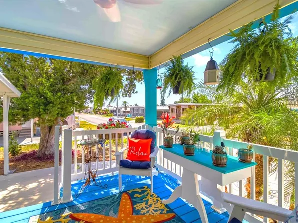 915 50th Ave W, Bradenton, FL 34207