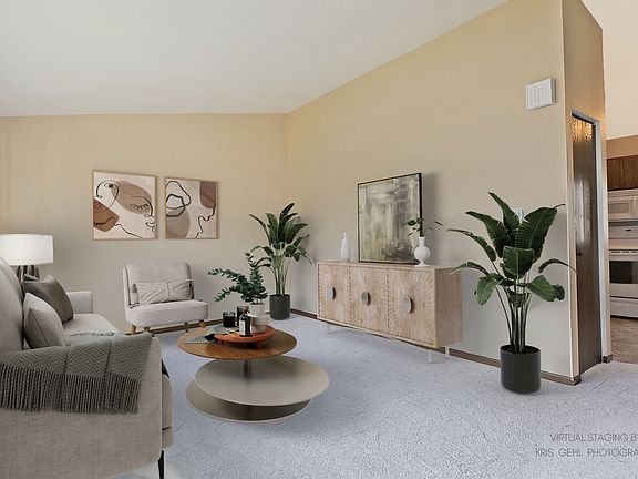 4th image of 38078 N Coolidge Ave