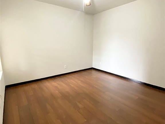 4th image of 2021 Spenwick Dr APT 216