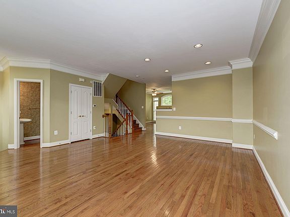 3rd image of 4203 Lower Park Dr