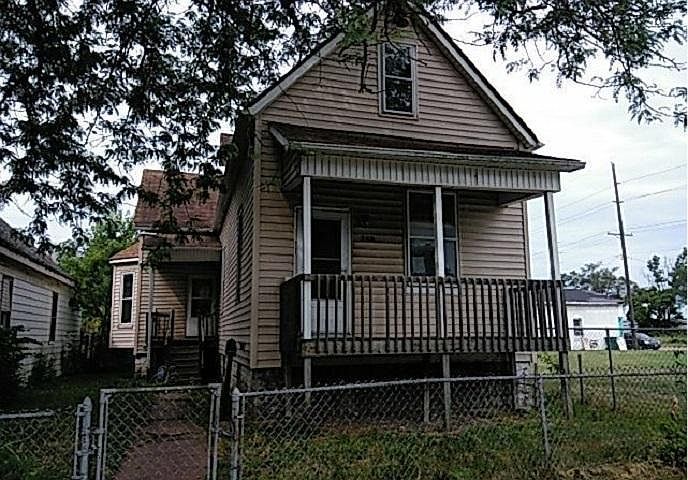 1st image of 908 Exchange Ave